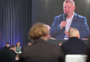 «Маємо їхати додому не з фотографіями, а з новими можливостями для громади»: голова Ясінянської ТГ Андрій Делятинчук — про результати Ukraine Recovery Conference