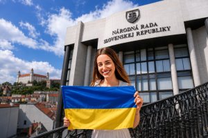 Українці, які проживають у Словаччині, можуть подавати на громадянство: що змінилося у законодавстві?