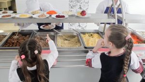 Закарпаття отримало майже 400 мільйонів на харчування школярів
