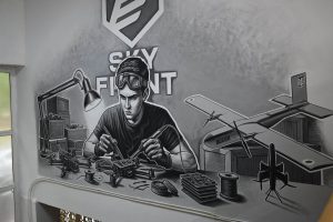 На Закарпатті планують розширити школу операторів дронів Sky Front: область може допомогти з обладнанням